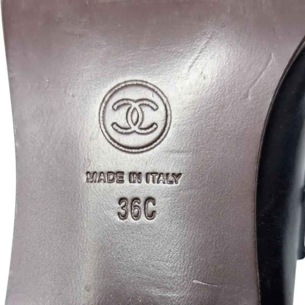 Chanel Loafer CC Logo Captoe Pointed Toe Leather Chunky Heel 36C | 5.5